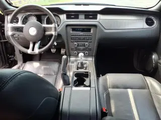Ford Mustang 2010 GT Premium 2p Fastback