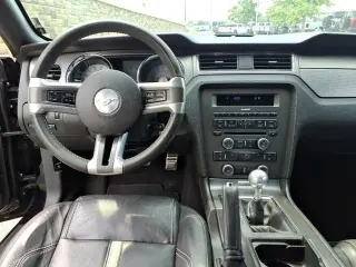 Ford Mustang 2010 GT Premium 2p Fastback
