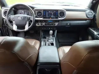 Toyota Tacoma 2016 4x4 Limited 4p Doble Cabina 5.0 ft CB