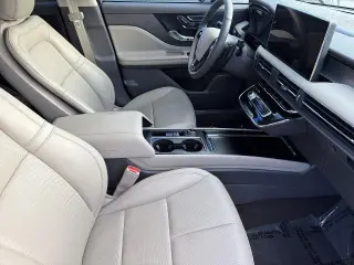 Lincoln Corsair 2023 Estándar 4p SUV