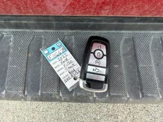 Ford F-150 2022 4x4 XLT 4p SuperCrew 5.5 ft. SB