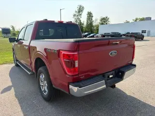 Ford F-150 2022 4x4 XLT 4p SuperCrew 5.5 ft. SB
