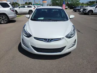 Hyundai ELANTRA 2015 SE 4p Sed 6M