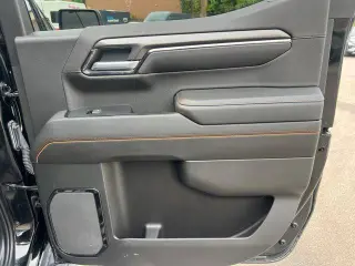 GMC Sierra 1500 2022 4x4 AT4 4p Cabina Tripla 6.6 ft. SB
