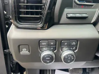 GMC Sierra 1500 2022 4x4 AT4 4p Cabina Tripla 6.6 ft. SB