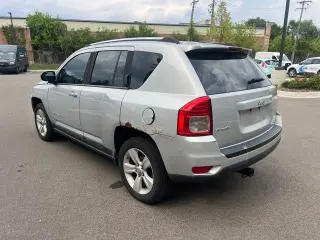 Jeep Compass 2011 4x4 Sport 4p SUV
