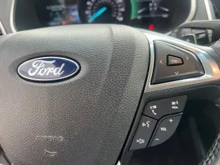 Ford Edge 2017 AWD SEL 4dr Crossover