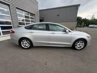 Ford Fusion 2013 SE 4p Sedan