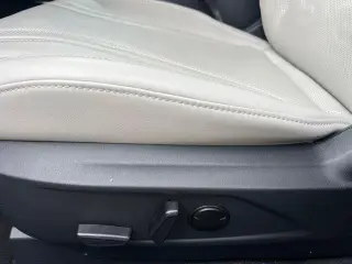 Ford Mustang Mach-E 2023 AWD Premium 4p SUV