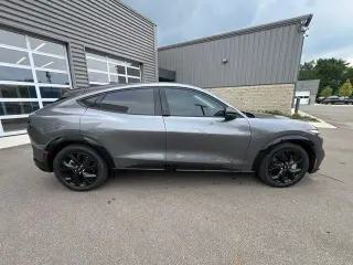 Ford Mustang Mach-E 2023 AWD Premium 4p SUV