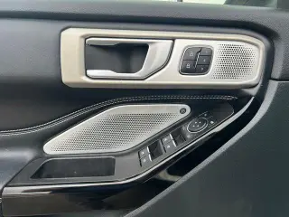 Ford Explorer 2023 AWD ST 4p SUV