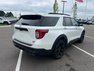 Ford Explorer 2023 AWD ST 4p SUV