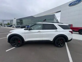Ford Explorer 2023 AWD ST 4p SUV