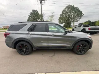 Ford Explorer 2024 AWD ST 4dr SUV