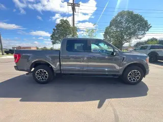 Ford F-150 2021 4x4 XLT 4p SuperCrew 5.5 ft. SB