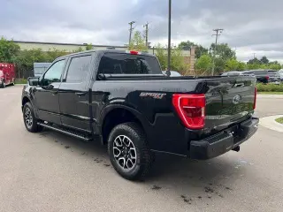 Ford F-150 2023 4x4 XLT 4p SuperCrew 5.5 ft. SB