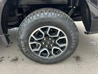 Ford F-150 2023 4x4 XLT 4p SuperCrew 5.5 ft. SB
