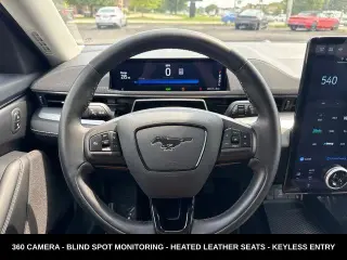 Ford Mustang Mach-E 2023 AWD Select 4p SUV
