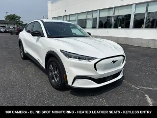 Ford Mustang Mach-E 2023 AWD Select 4p SUV