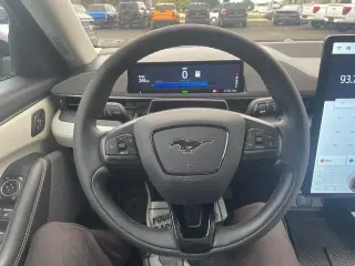 Ford Mustang Mach-E 2023 AWD Premium 4p SUV