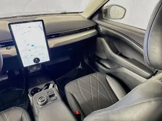 Ford Mustang Mach-E 2023 AWD Select 4p SUV