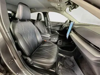 Ford Mustang Mach-E 2023 AWD Select 4p SUV