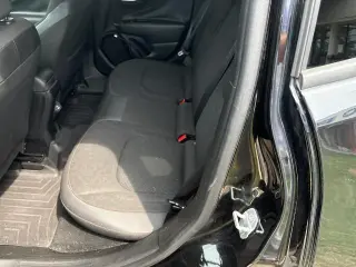 Jeep Renegade 2018 Latitude SUV 4p