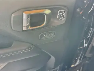 Jeep Wrangler Unlimited 2022 4x4 Sahara 4xe 4p SUV