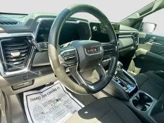 GMC Canyon 2023 4x4 Elevation 4p Cabina Completa 5 pies de BA