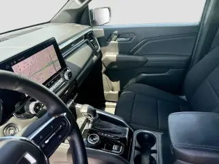 GMC Canyon 2023 4x4 Elevation 4p Cabina Completa 5 pies de BA