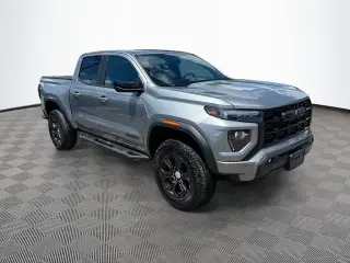 GMC Canyon 2023 4x4 Elevation 4p Cabina Completa 5 pies de BA