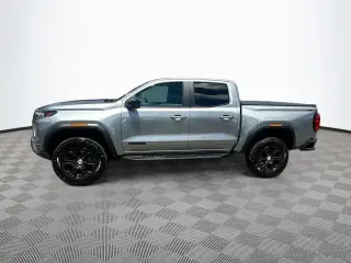 GMC Canyon 2023 4x4 Elevation 4p Cabina Completa 5 pies de BA