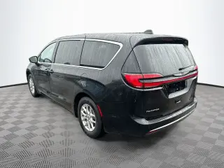 Chrysler Pacifica 2025 Select 4p Minivan