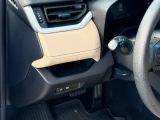 Toyota RAV4 2025 LE 4dr SUV