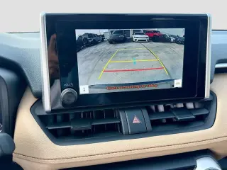 Toyota RAV4 2025 LE 4dr SUV