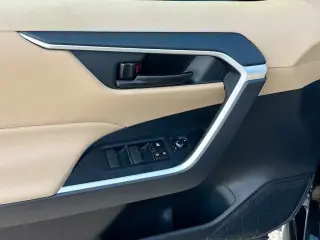 Toyota RAV4 2025 LE 4dr SUV