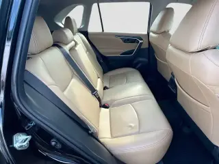 Toyota RAV4 2025 LE 4dr SUV