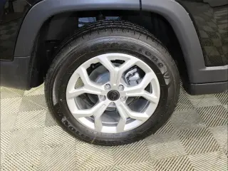 Jeep Compass 2025 4x4 Sport 4p SUV