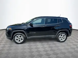Jeep Compass 2025 4x4 Sport 4p SUV