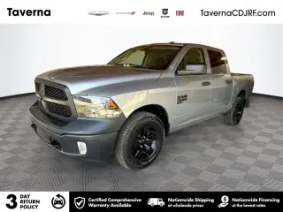 Ram 1500 Classic 2023 4x4 Tradesman 4p Crew Cab 5.5 ft. SB Camioneta