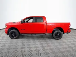Ram 2500 2024 4x4 Big Horn 4p Camioneta Cabina de Tripulante 6,3 pies de caja corta