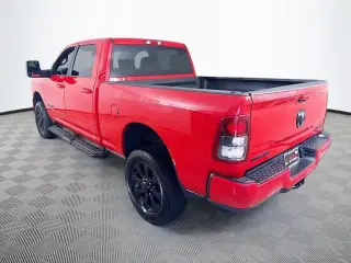 Ram 2500 2024 4x4 Big Horn 4p Camioneta Cabina de Tripulante 6,3 pies de caja corta