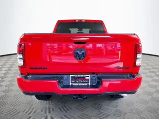 Ram 2500 2024 4x4 Big Horn 4p Camioneta Cabina de Tripulante 6,3 pies de caja corta