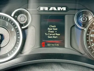 Ram 2500 2024 4x4 Tradesman 4p Puerta de Cabina de Tripulación Completa de 8 pies LB