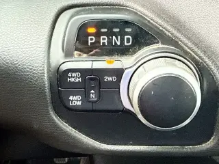 Ram 2500 2024 4x4 Tradesman 4p Puerta de Cabina de Tripulación Completa de 8 pies LB