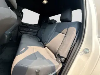 Toyota Tacoma 2024 4x2 SR5 4p Doble Cabina 5.0 ft SB