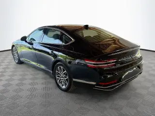 Genesis G80 2025 AWD 2.5T 4p Sedan