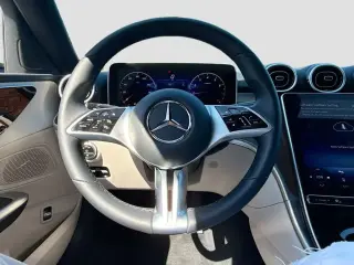 Mercedes-Benz Clase C 2025 C 300 4p Sedan