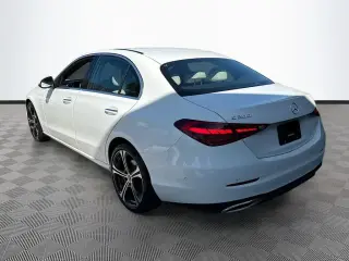 Mercedes-Benz Clase C 2025 C 300 4p Sedan
