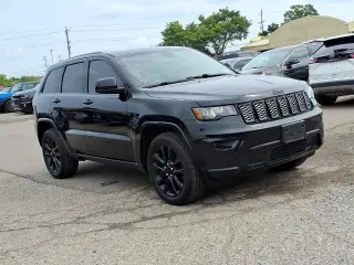 Jeep Grand Cherokee 2019 4x4 Laredo 4dr SUV